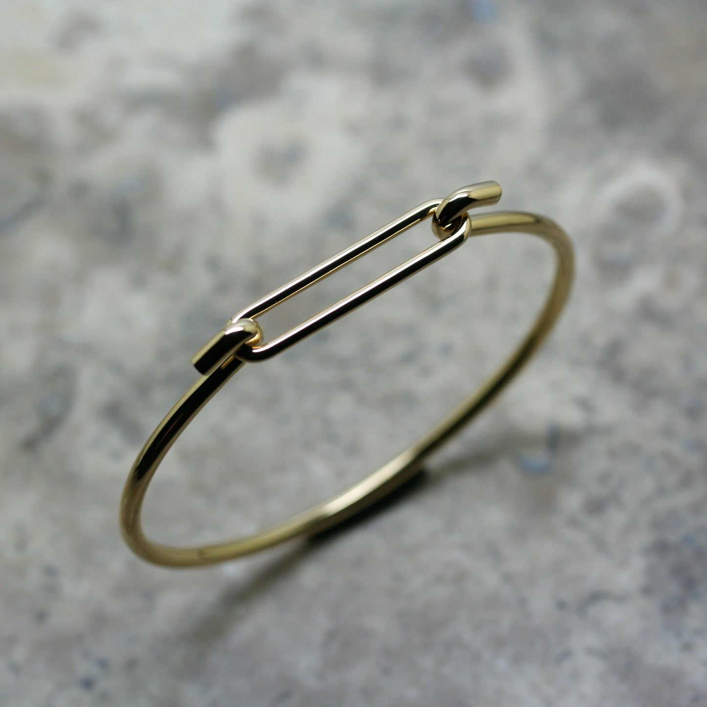 STOCKERT 18ct Yellow Gold 'The Hook' Bangles
