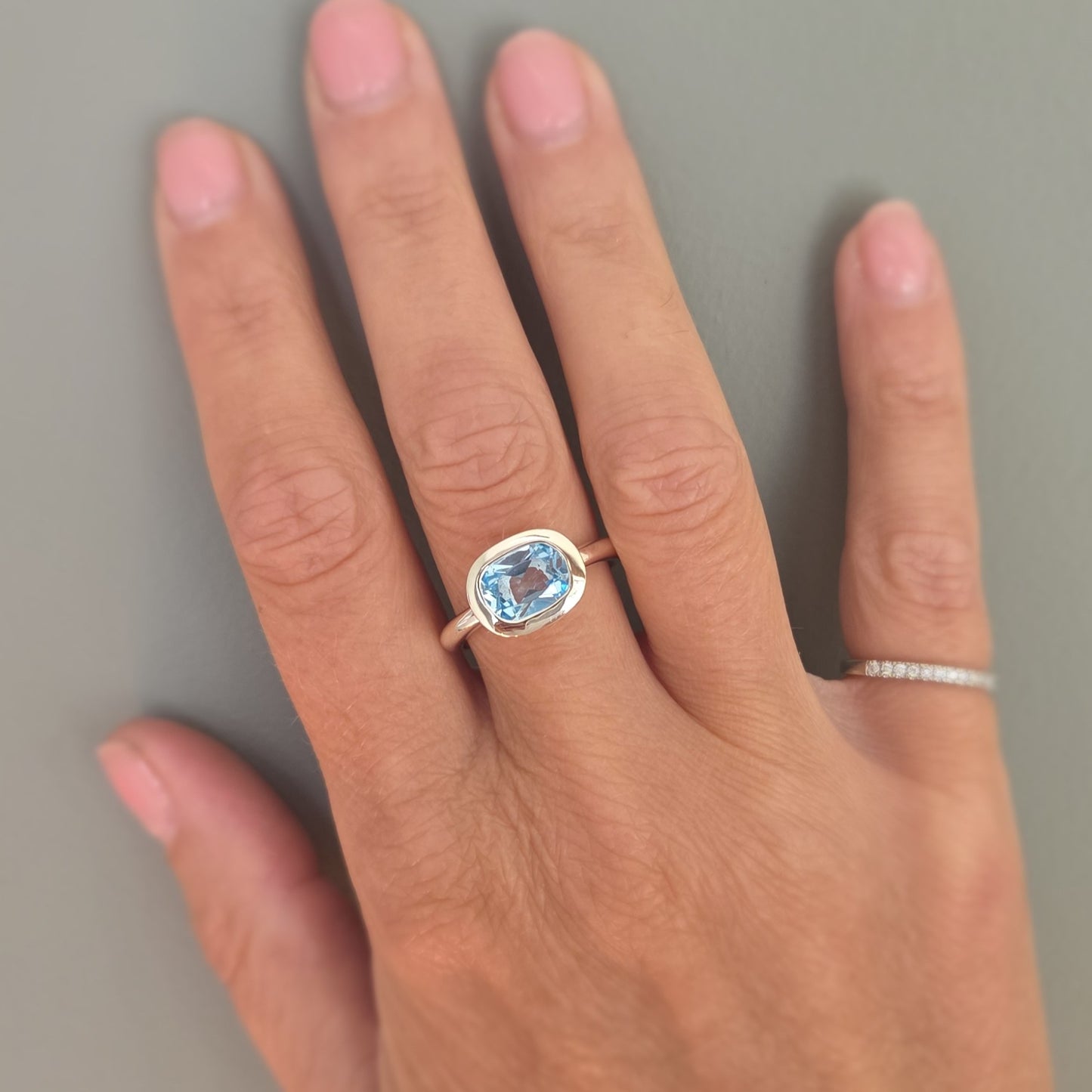 QUINN Silver Blue Topaz Ring