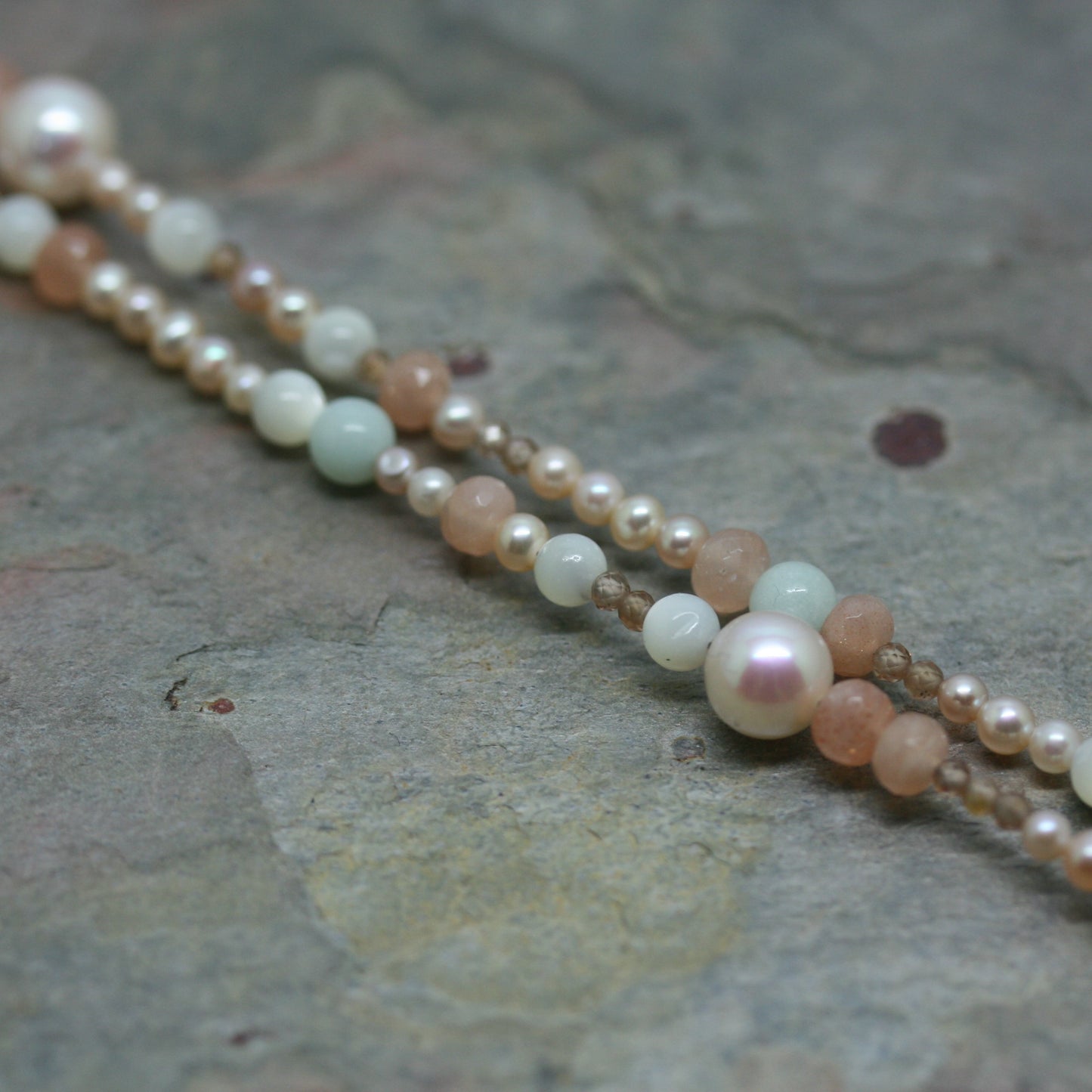 MA LTD 'Peaches & Cream' Mixed Bead Necklace