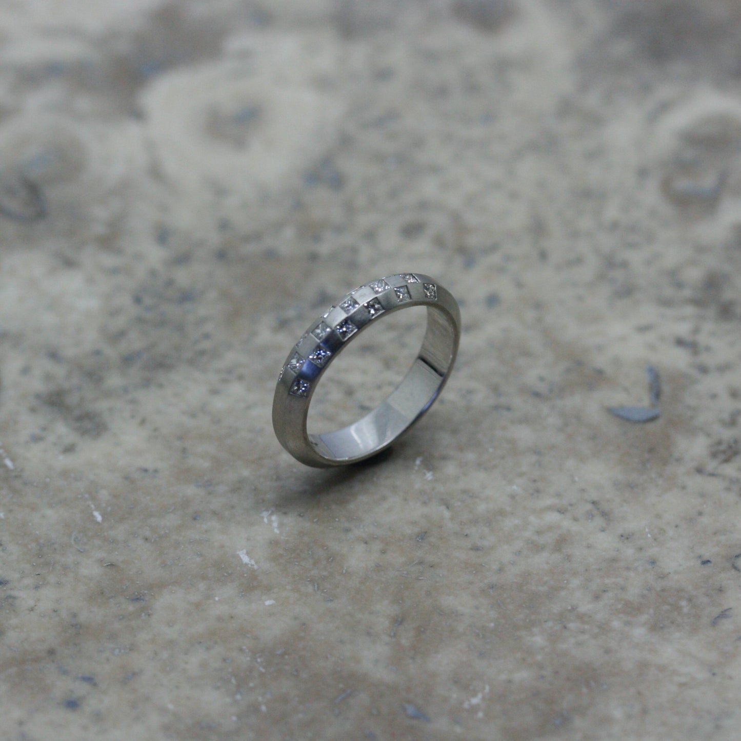 ADAM 18ct White Gold & Diamond 'Chequer Board' Band Ring