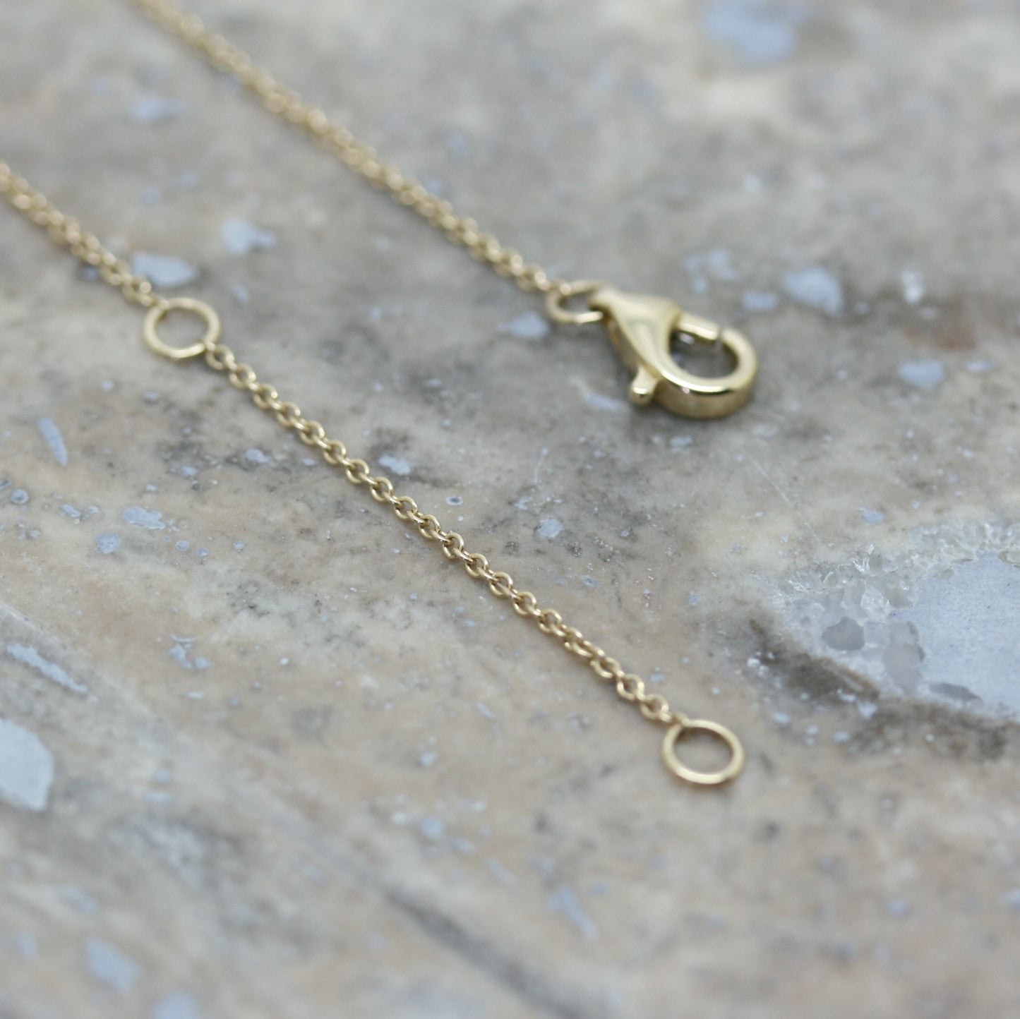 ADAM 18ct Gold Diamond V Necklace