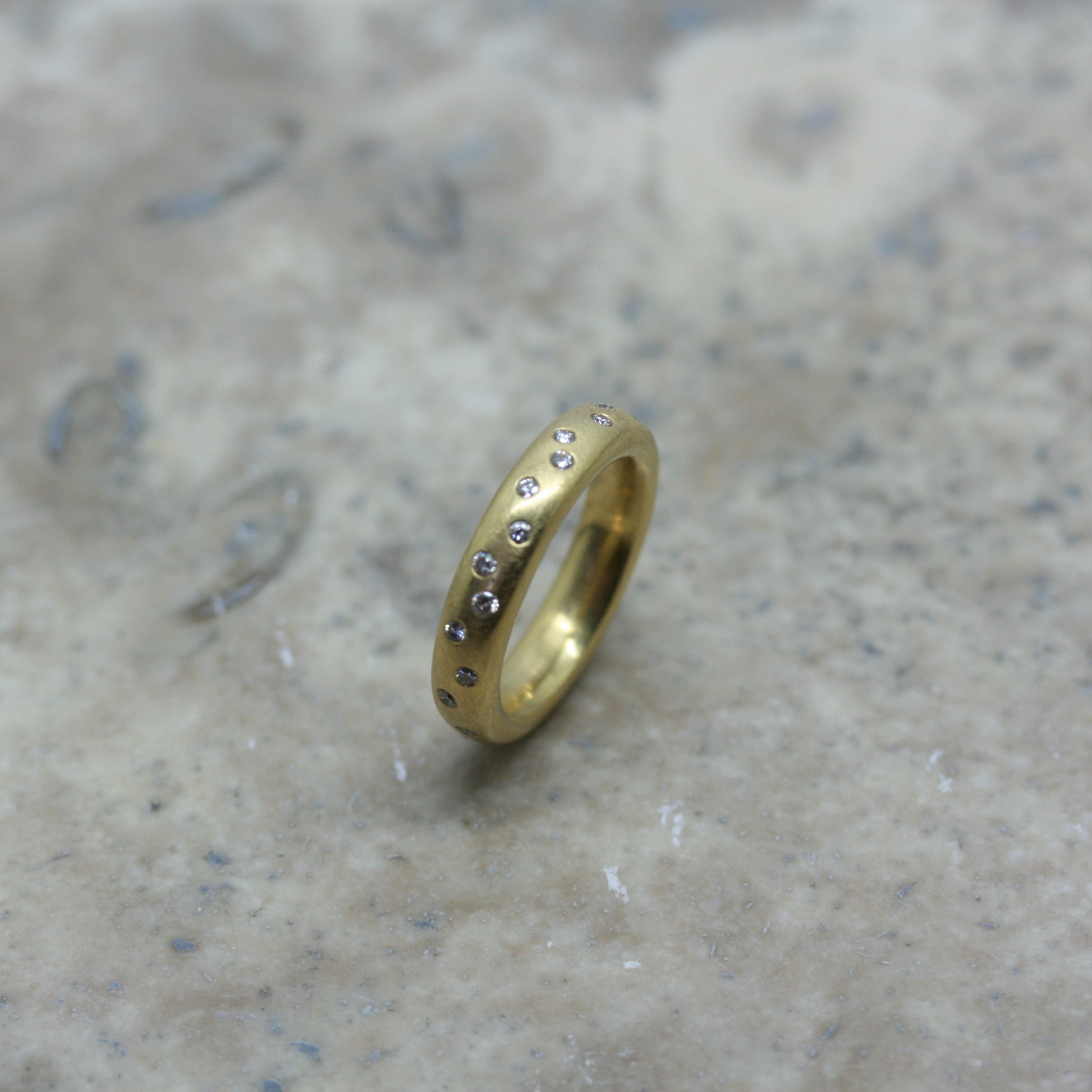 ADAM 18ct Yellow Gold & Diamond 'Spotty' Ring