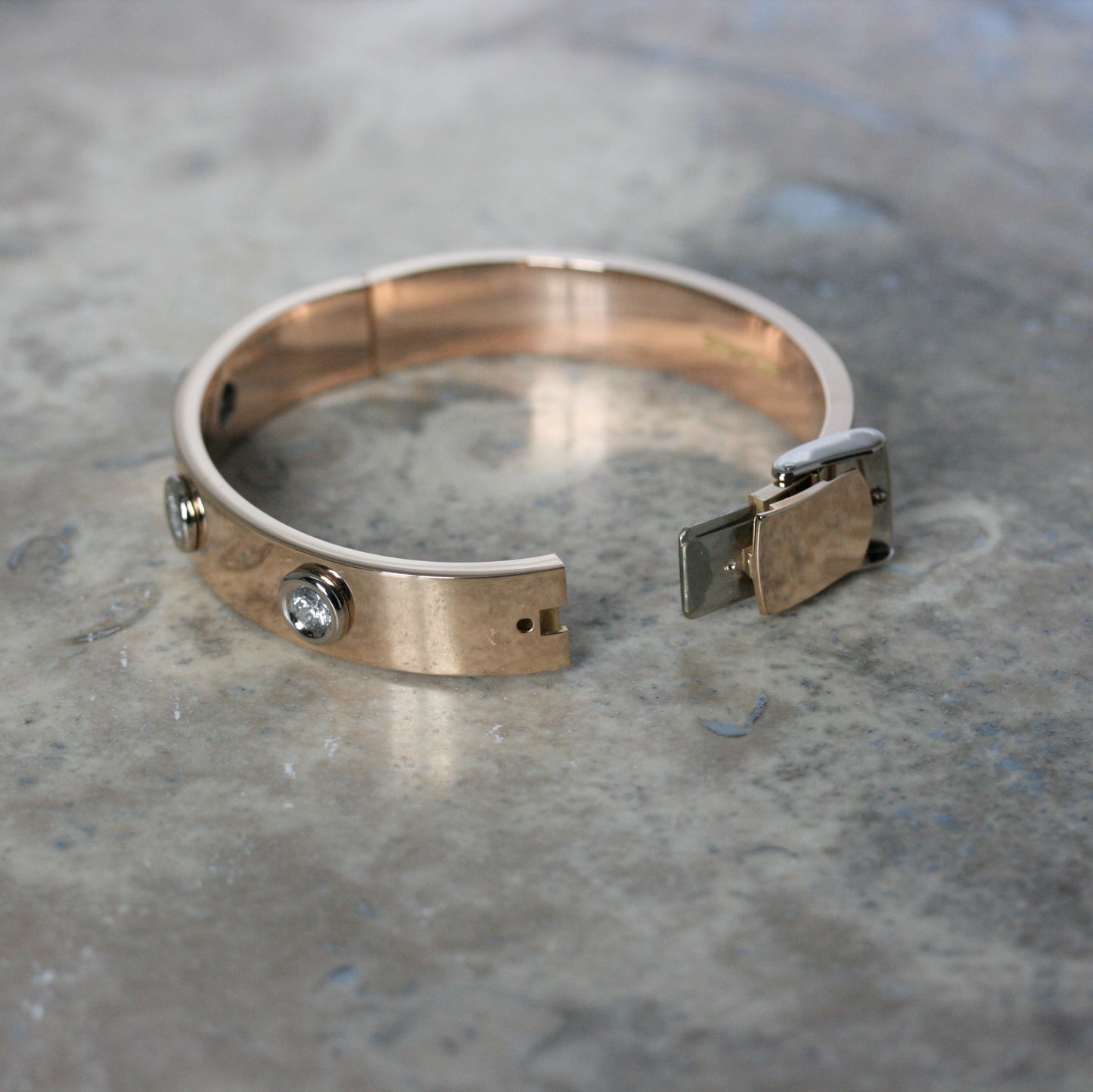 ADAM 18ct Rose Gold & Diamond 'Strap' Bangle