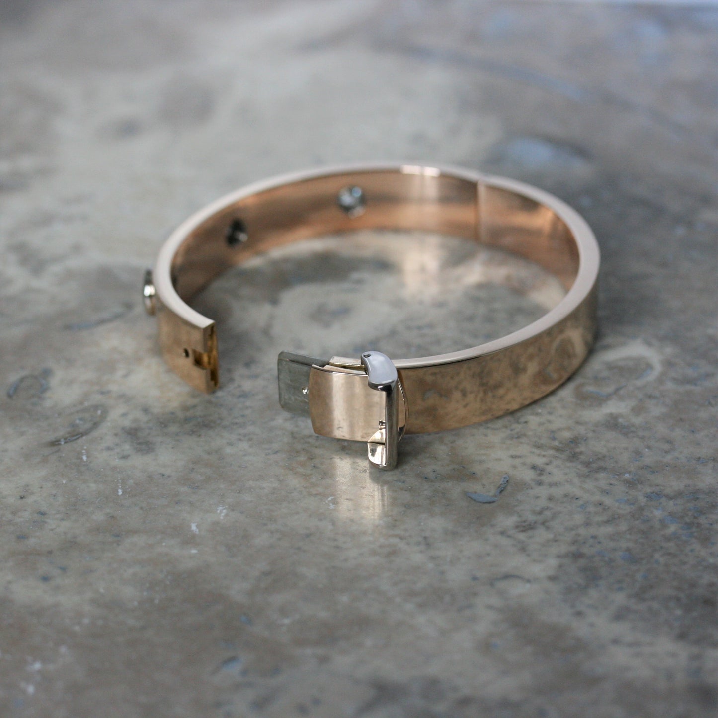ADAM 18ct Rose Gold & Diamond 'Strap' Bangle