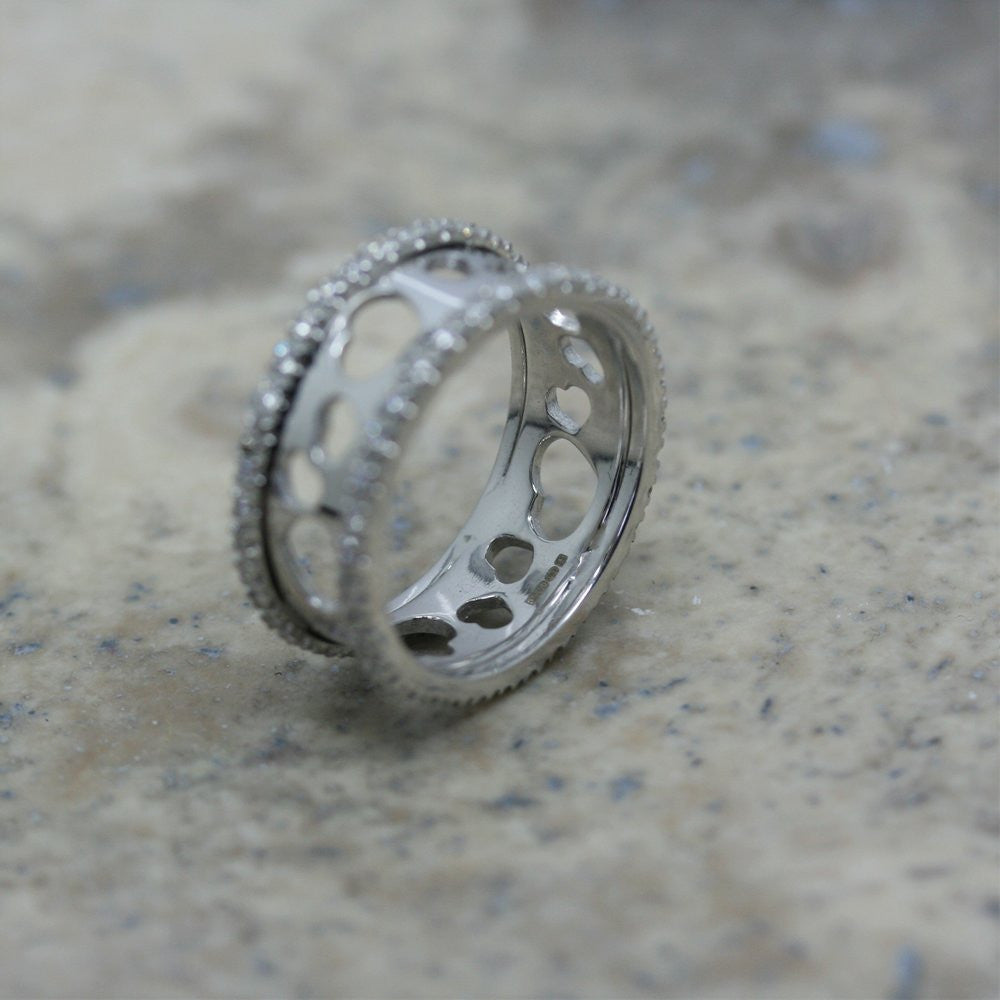 NANIS 18ct White Gold & Diamond 'Heart-Filigree' Ring