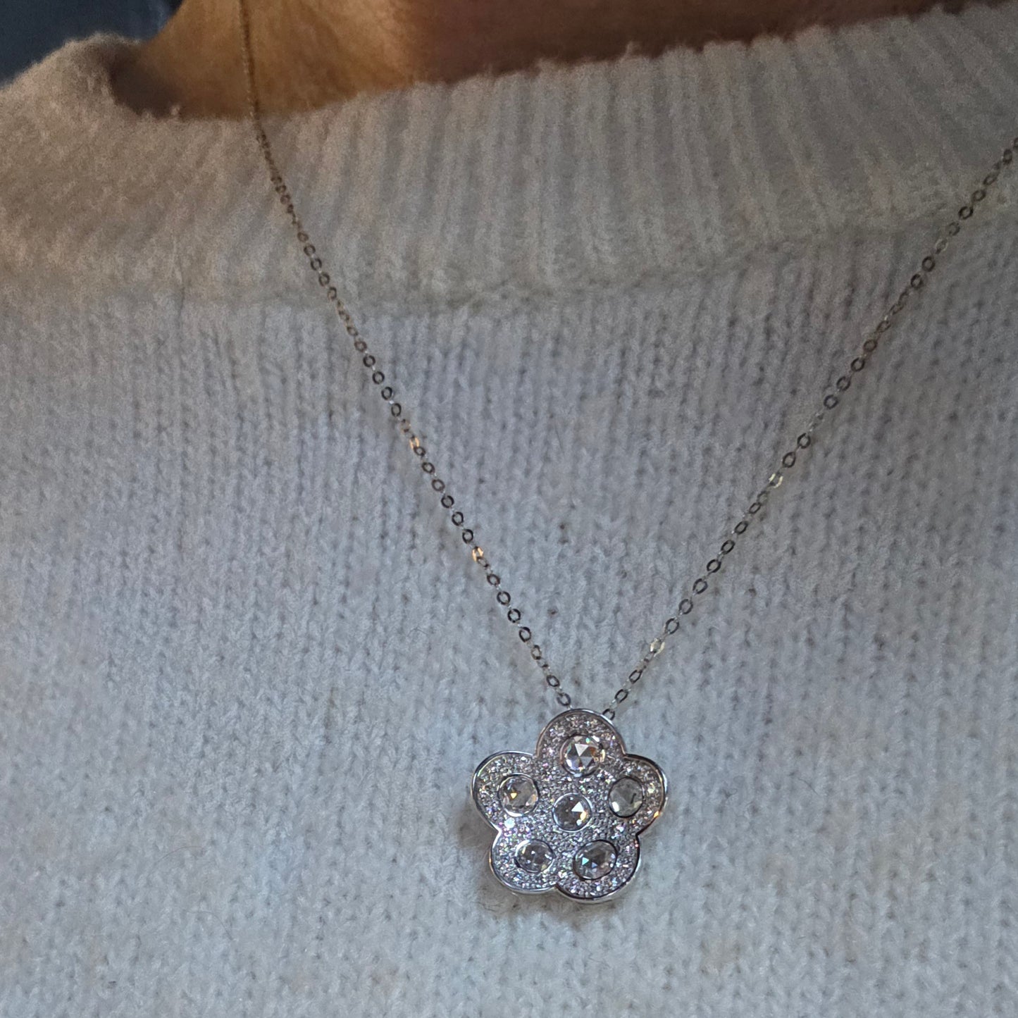 SOLEY 18ct White Gold & Diamond 'Flower' Pendant