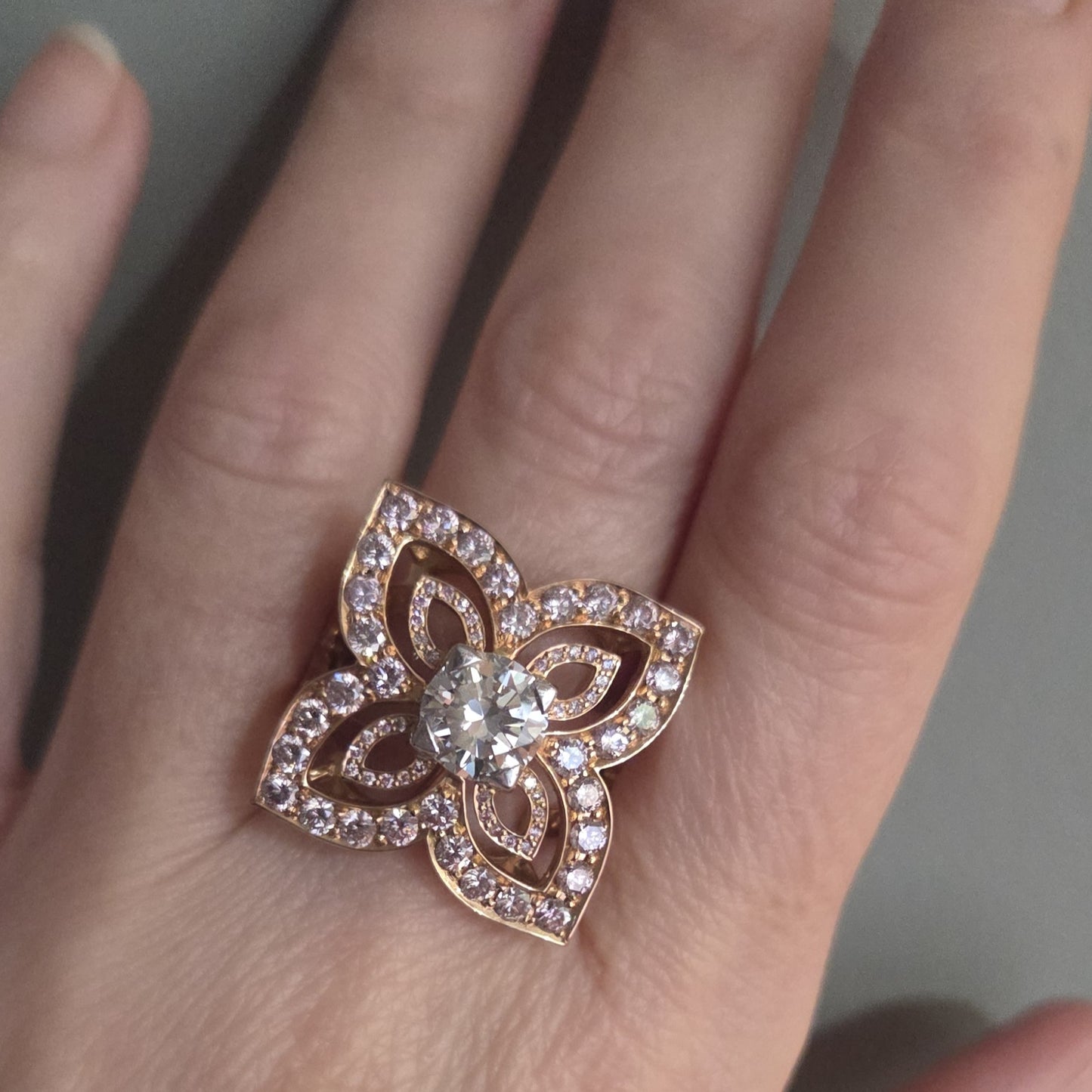 SOLEY 18ct Rose Gold Pink and White Diamond Quatrefoil Ring