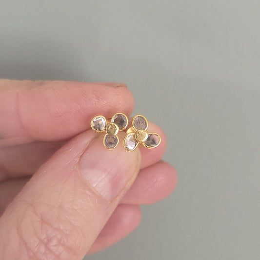 POMEGRANATE Yellow Gold Plated Silver 'Delhi' Stud Earrings