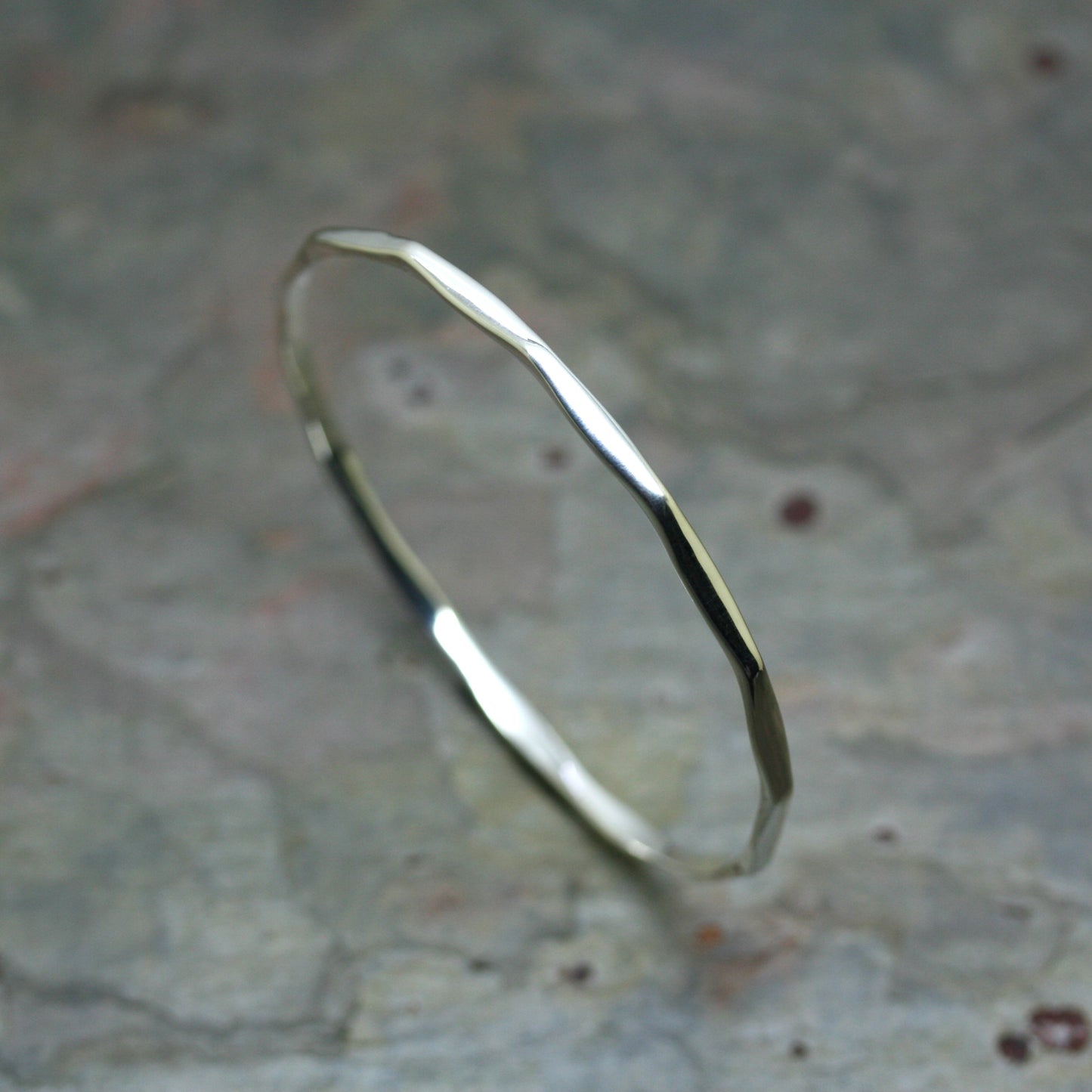 CURT Silver Faceted Bangle