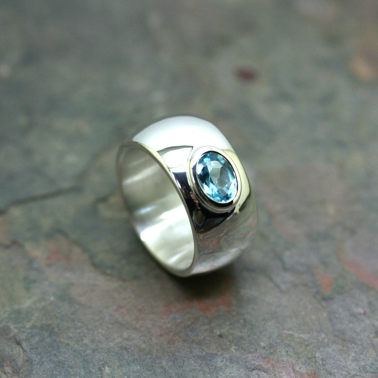 QUINN Wide Silver Blue Topaz Ring