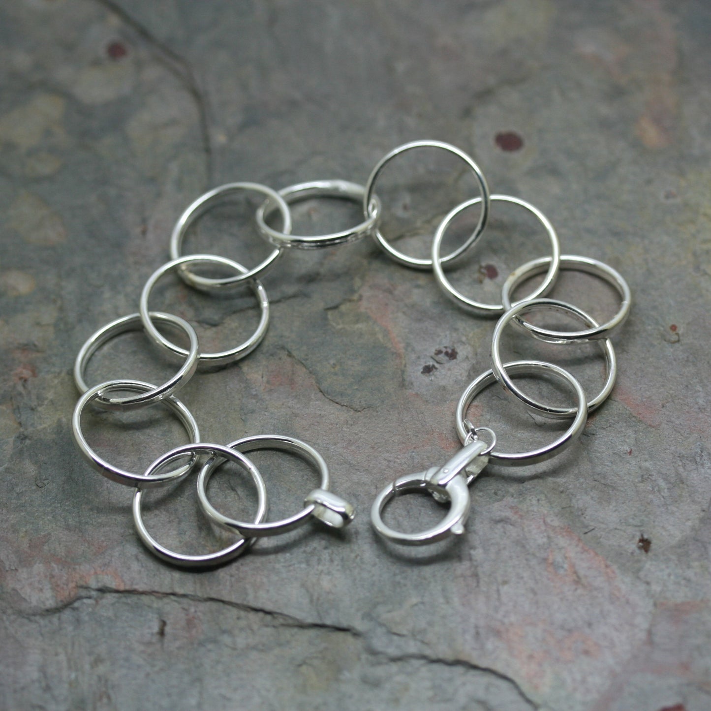 QUINN Silver 'Circles' Bracelet