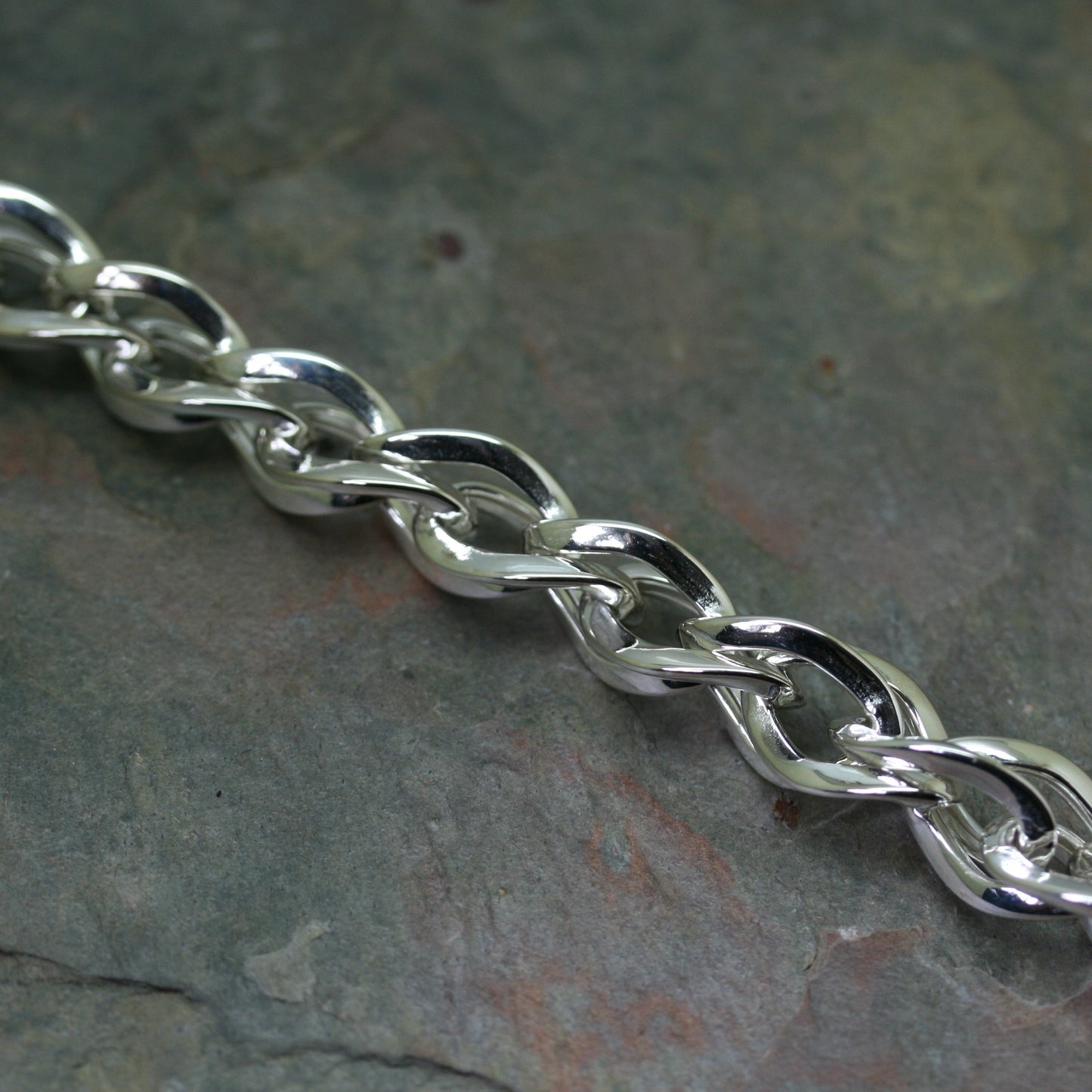 QUINN Silver 'Twisted ' Bracelet