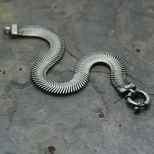 SAN Silver Herringbone Slinky Bracelet