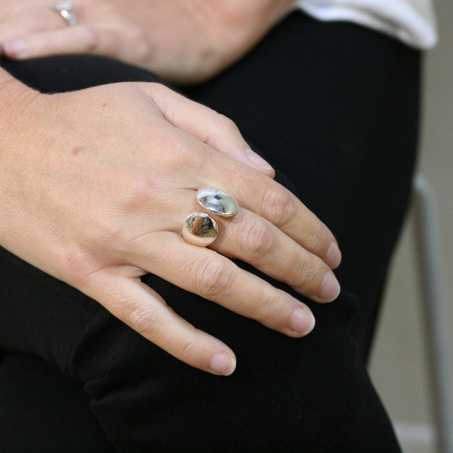 QUINN Silver 'Spoon Top' Ring