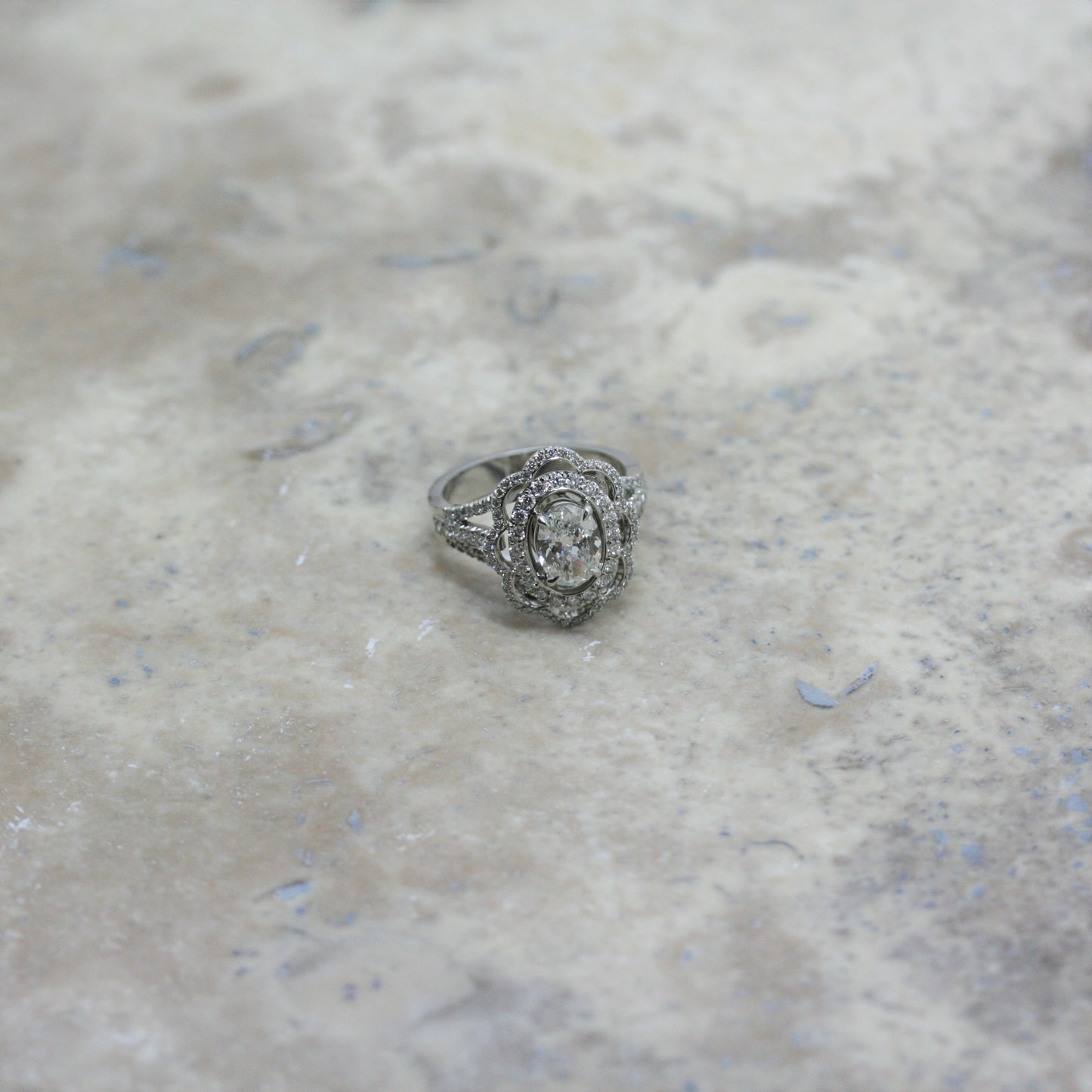 SOLEY Platinum & Diamond 'Scallop' ring