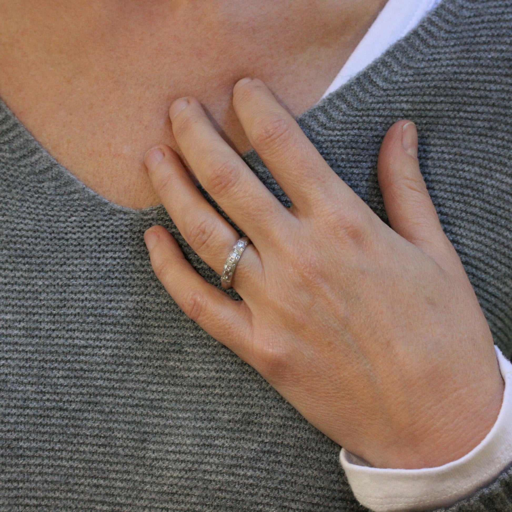 ADAM 18ct White Gold & Diamond 'Chequerboard' Ring