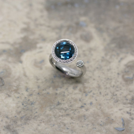 ANDREW GEOGHEGAN 'Satellite' Ring