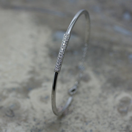 SOLEY 18ct White Gold & Diamond 'Bar' Bangle
