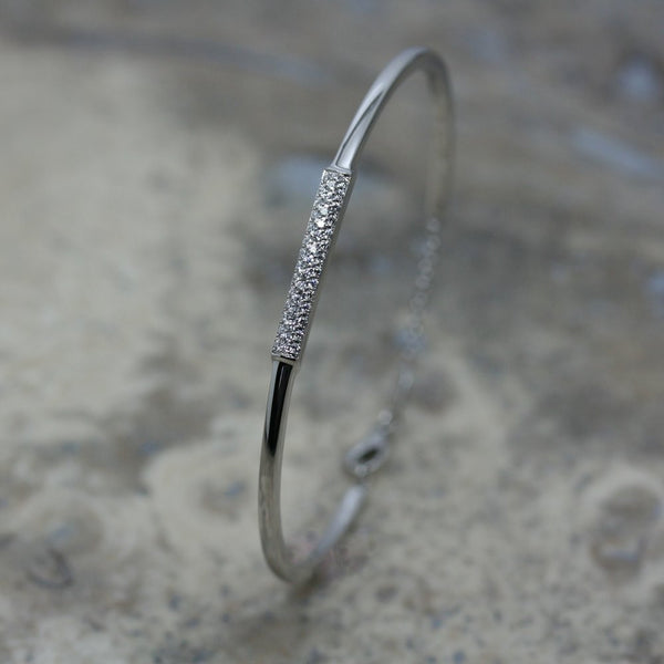 SOLEY 18ct White Gold & Diamond 'Bar' Bangle